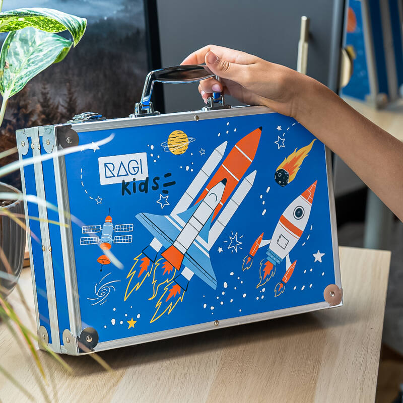 Zestaw Artystyczny dla Dzieci z Motywem Astronauty – 145 elementów - obrazek 14